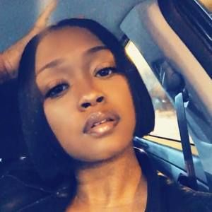 Meet your Posher, Maya